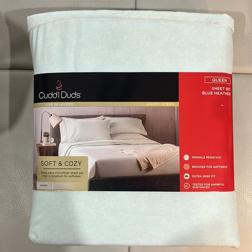 Brand new Cuddl Duds queen sheets